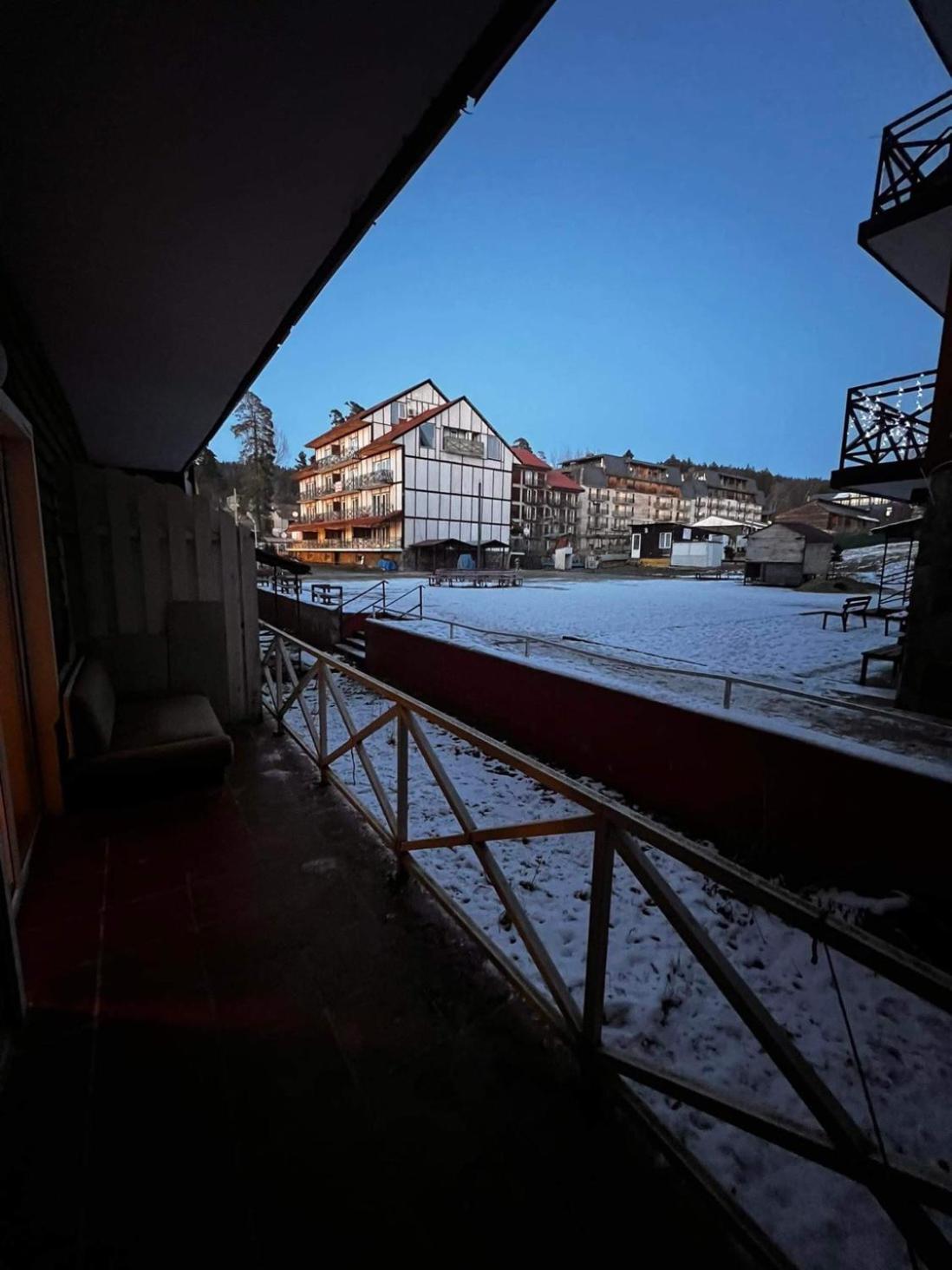 Hotel Mgzavrebi Bakuriani Dış mekan fotoğraf